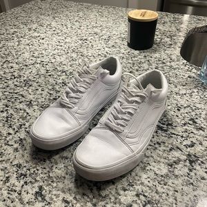Vans “authentic” sneaker